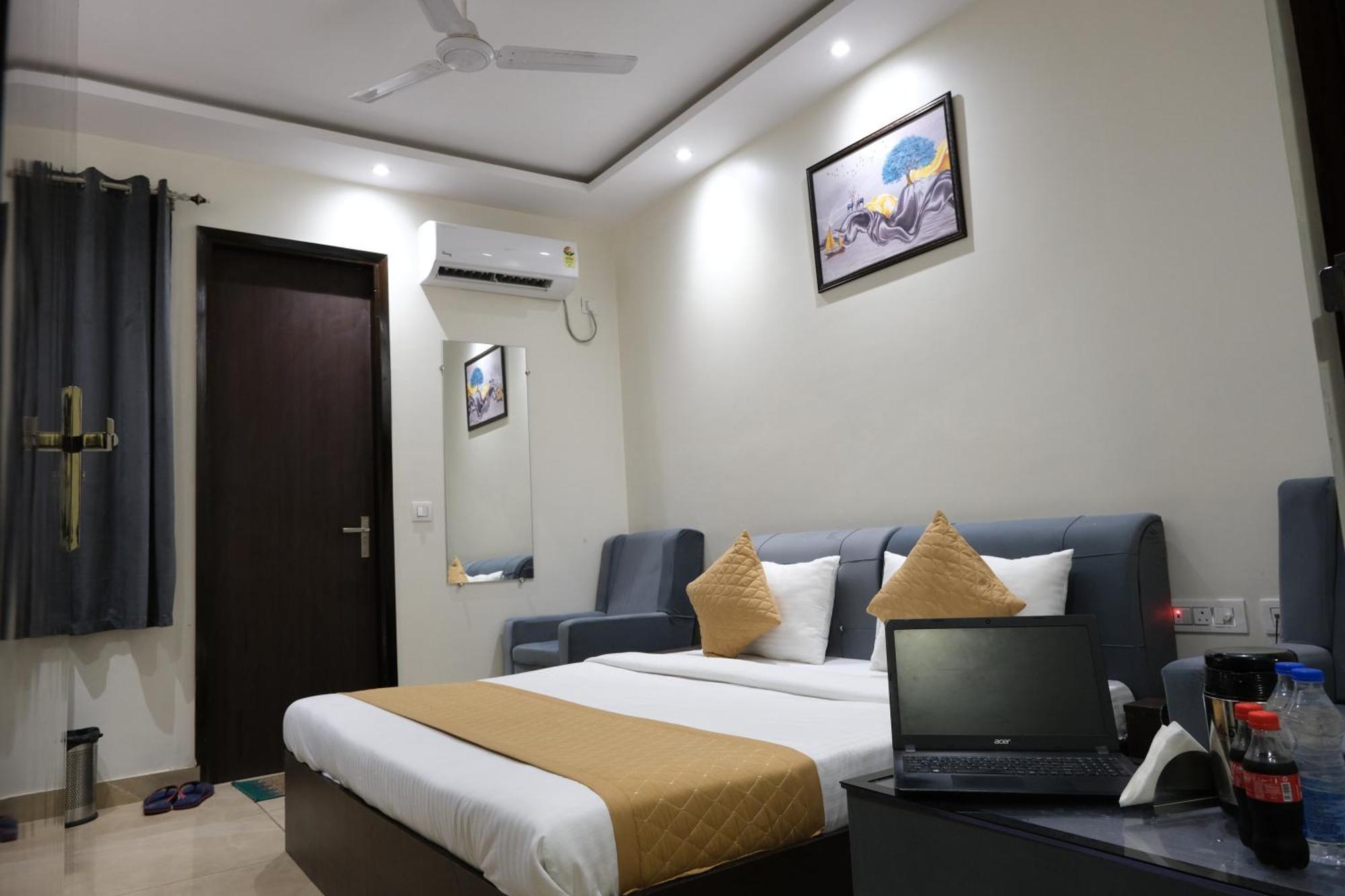 Hotel De Hocks Deluxe - New Delhi Railway Station Εξωτερικό φωτογραφία