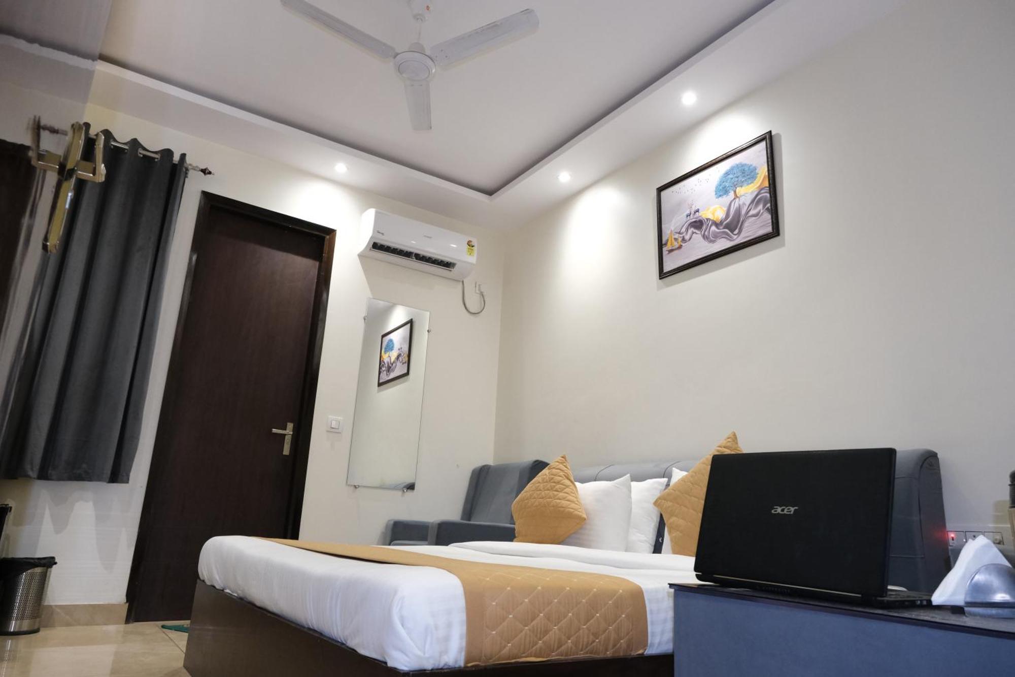Hotel De Hocks Deluxe - New Delhi Railway Station Εξωτερικό φωτογραφία