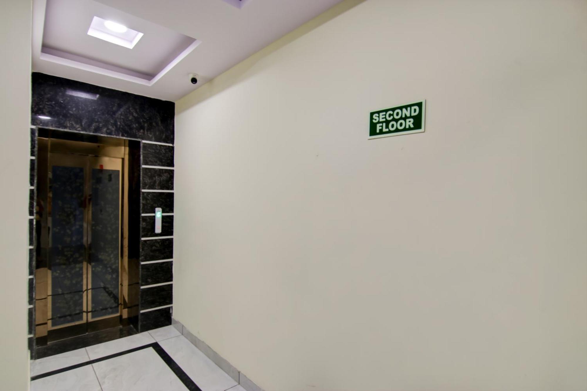 Hotel De Hocks Deluxe - New Delhi Railway Station Εξωτερικό φωτογραφία