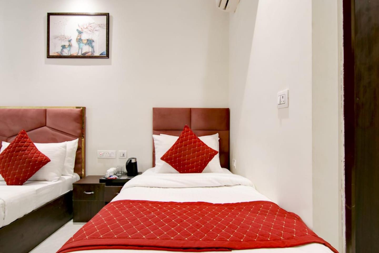Hotel De Hocks Deluxe - New Delhi Railway Station Εξωτερικό φωτογραφία