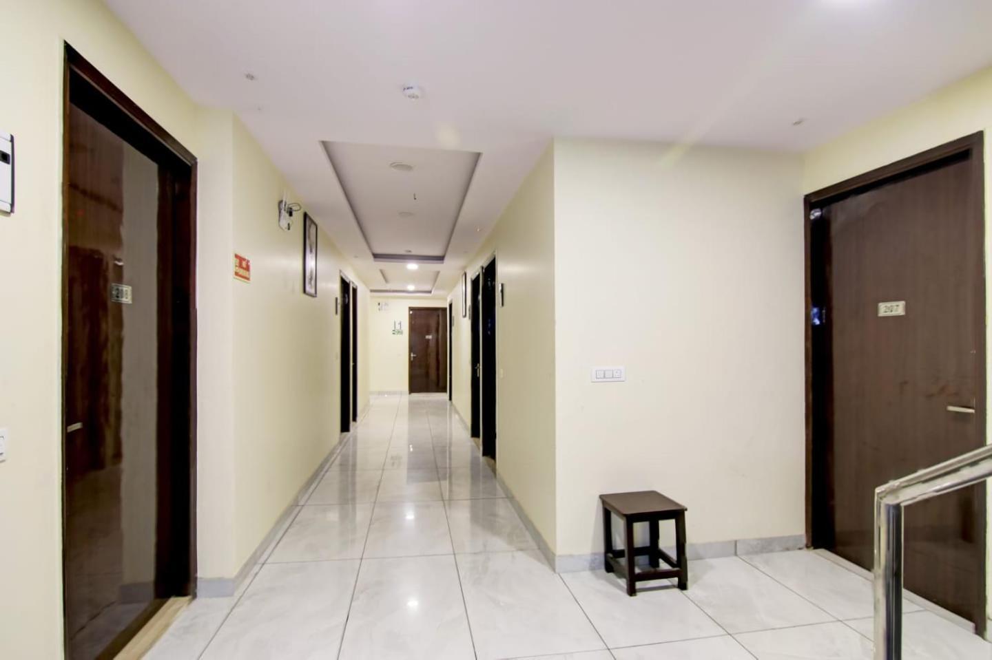 Hotel De Hocks Deluxe - New Delhi Railway Station Εξωτερικό φωτογραφία
