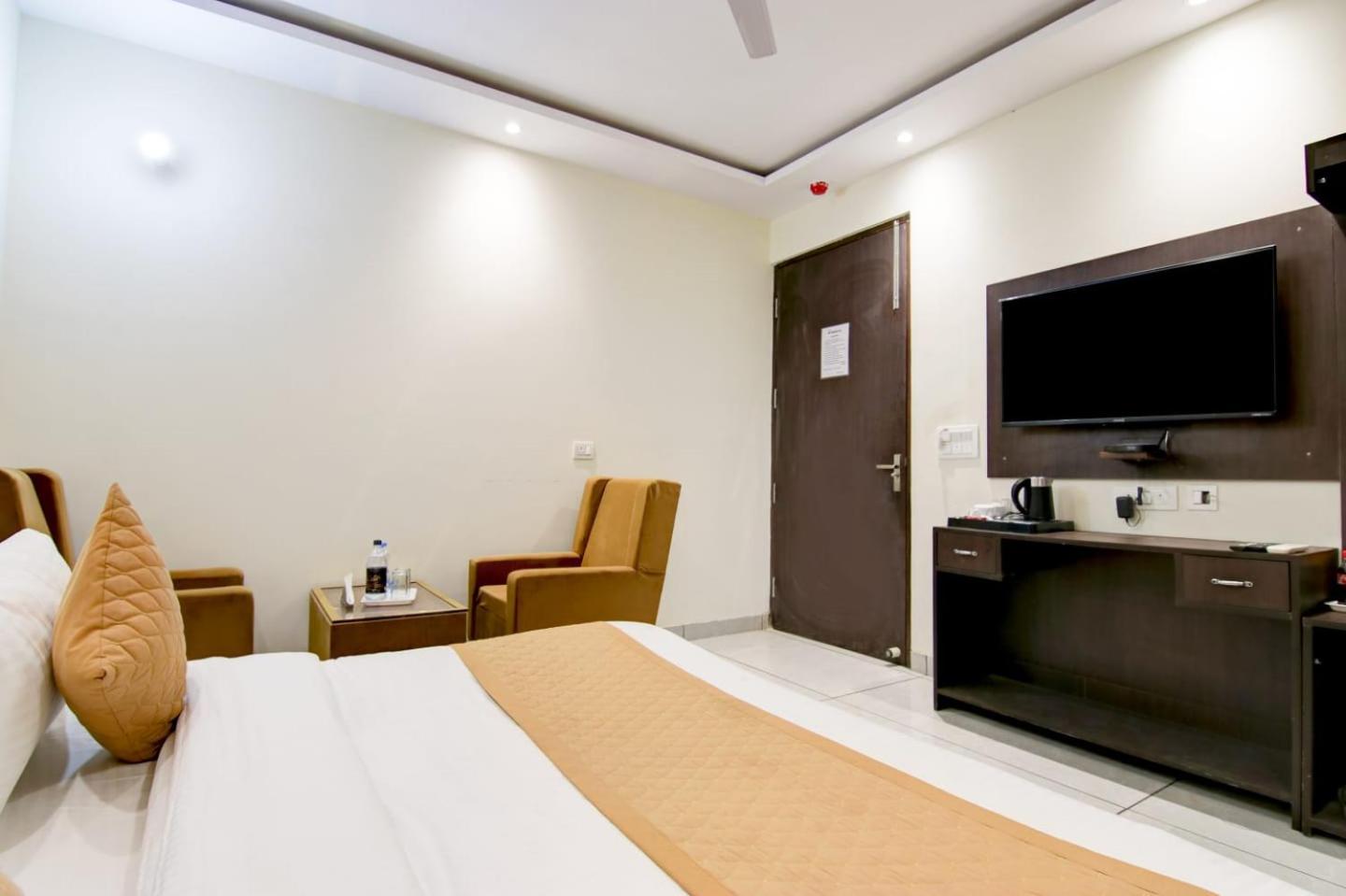 Hotel De Hocks Deluxe - New Delhi Railway Station Εξωτερικό φωτογραφία
