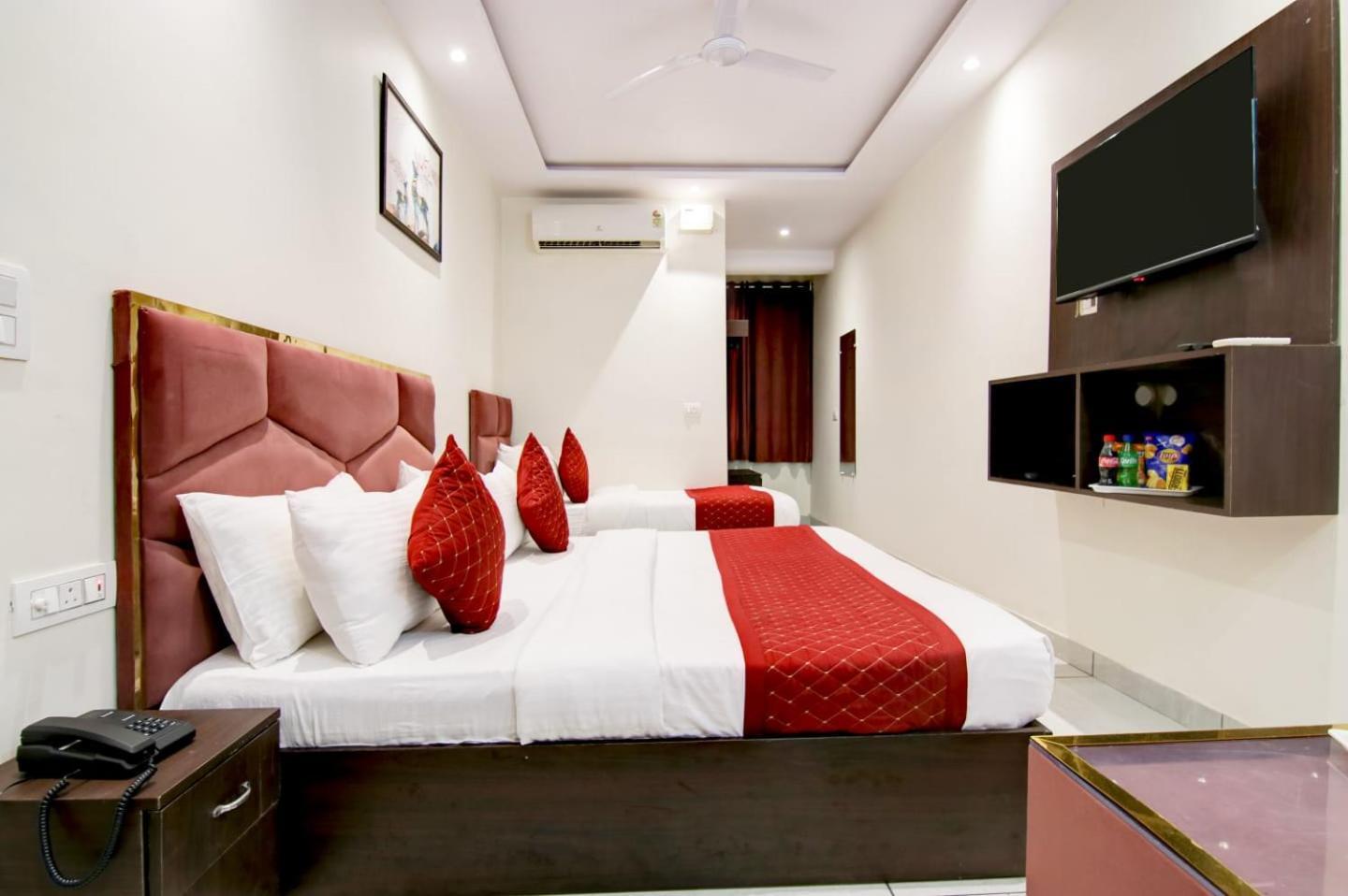 Hotel De Hocks Deluxe - New Delhi Railway Station Εξωτερικό φωτογραφία